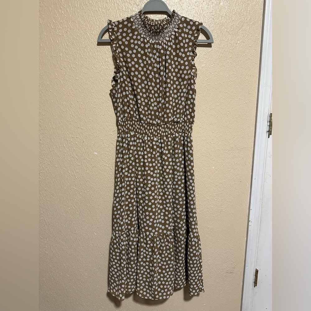 J Crew Smocked-Waist Midi Dress in Polka Dot Pecan Ivory Size Medium - Picture 2 of 9